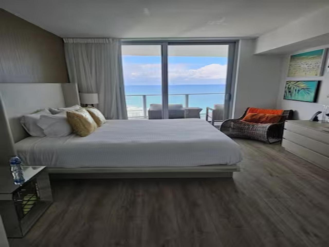 הוליווד Lyfe Residence Building - Private Apts Over The Beach מראה חיצוני תמונה